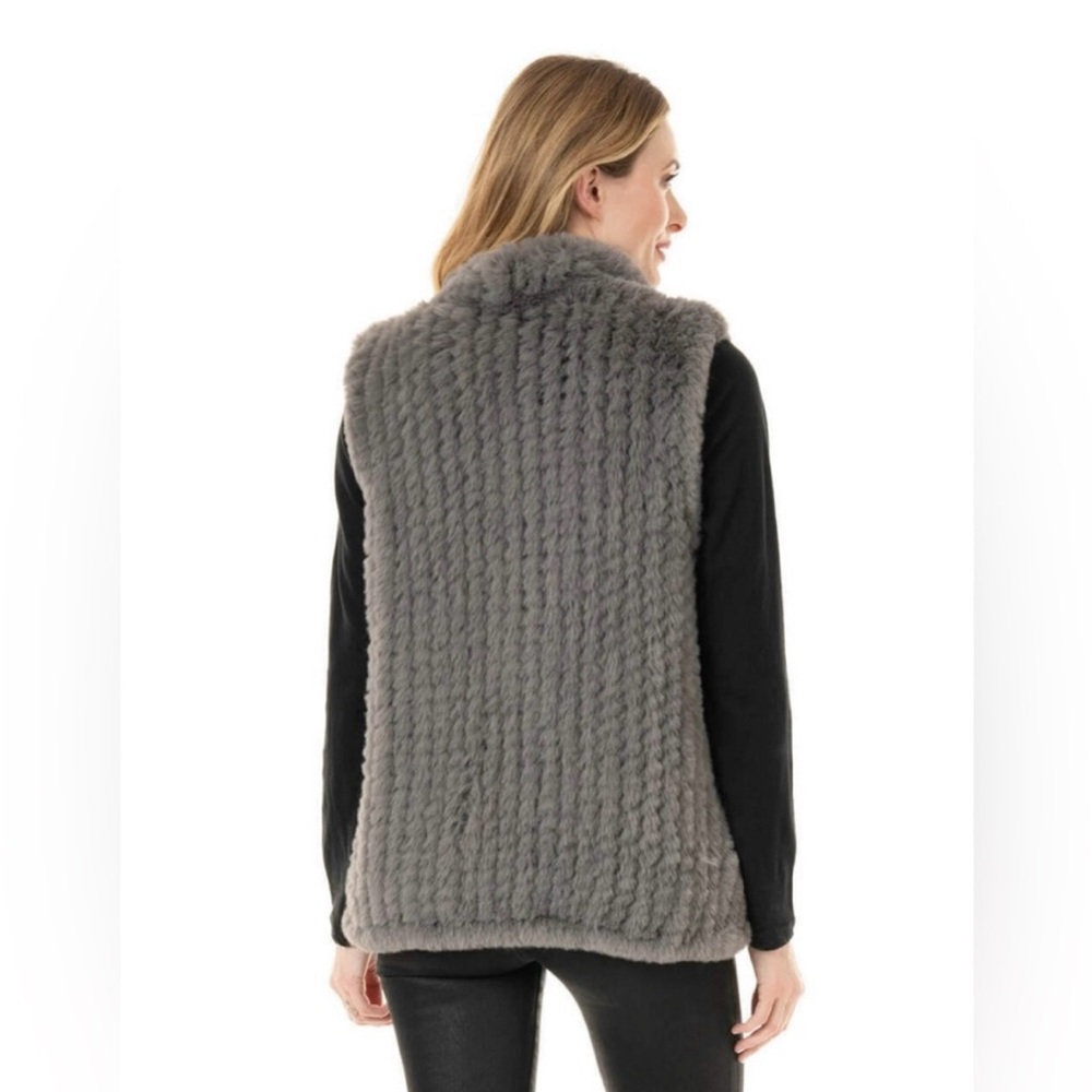NWT Donna Saylers Fabulous Faux Fur Knitted Vest Slate Grey Size Medium - Picture 2 of 13
